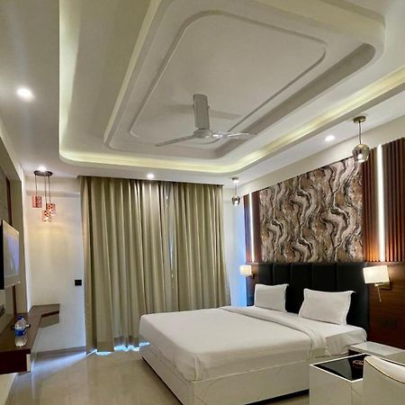 Hotel Maple Tree - Near Ekana Cricket Stadium - Lucknow Bagian luar foto