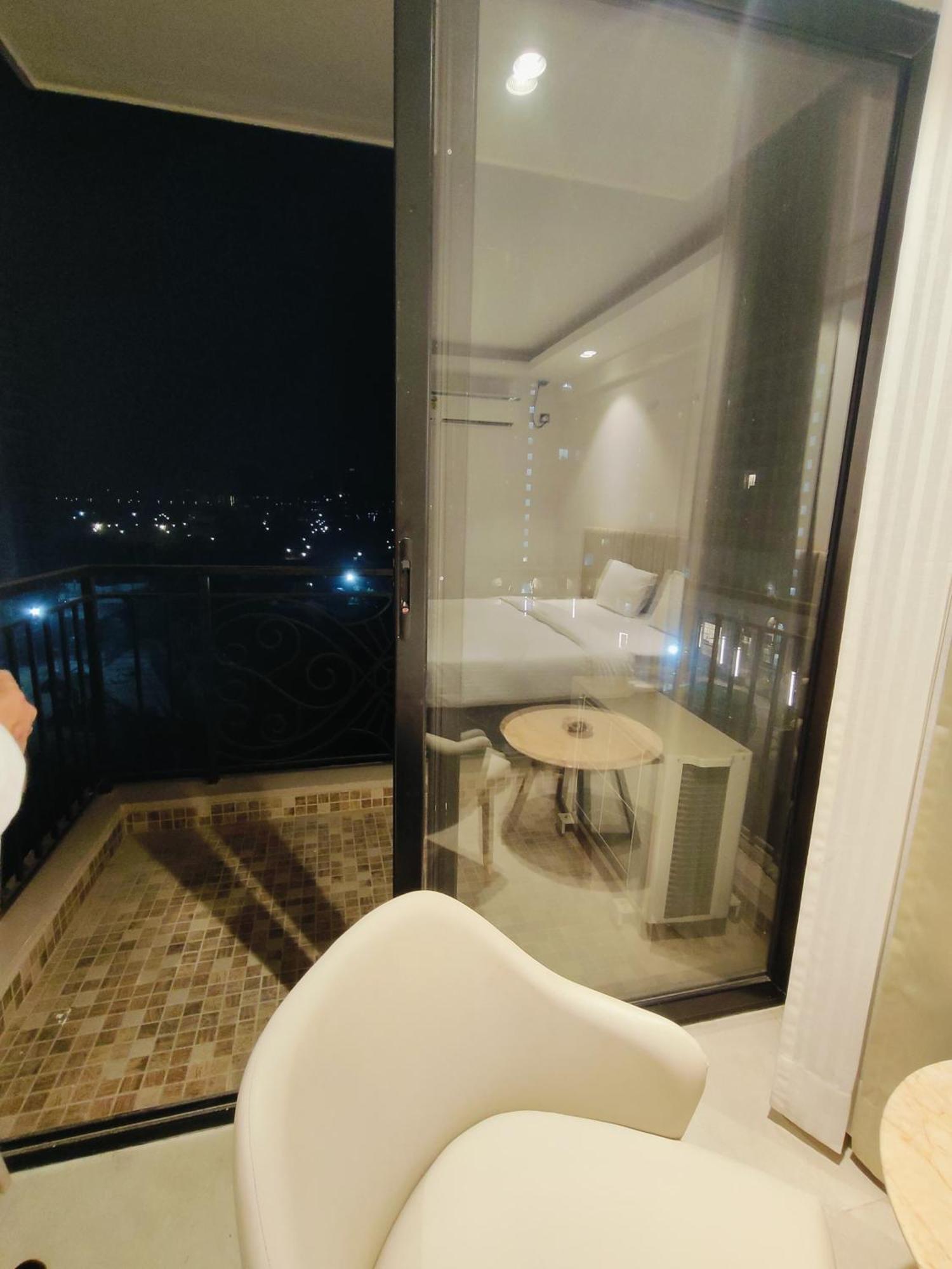 Hotel Maple Tree - Near Ekana Cricket Stadium - Lucknow Bagian luar foto