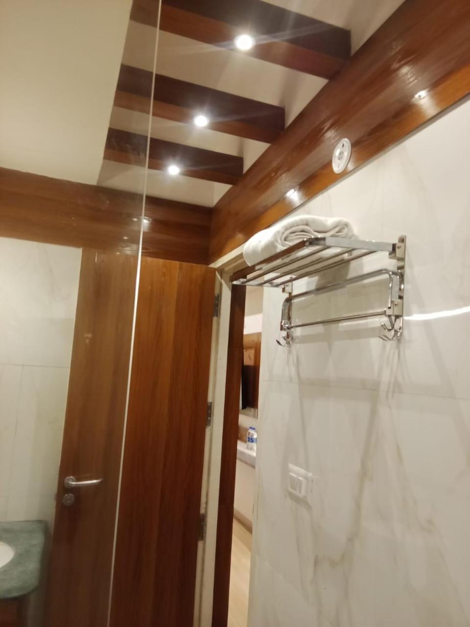 Hotel Maple Tree - Near Ekana Cricket Stadium - Lucknow Bagian luar foto