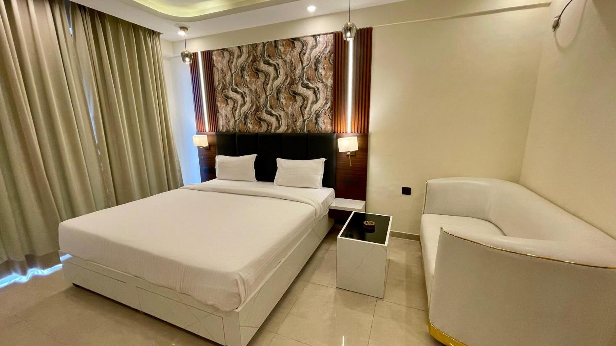 Hotel Maple Tree - Near Ekana Cricket Stadium - Lucknow Bagian luar foto